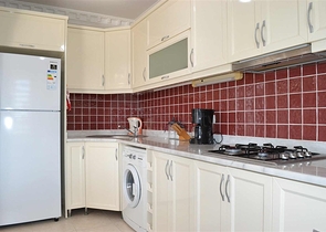 Меблированная квартира с двумя спальнями в Махмутларе