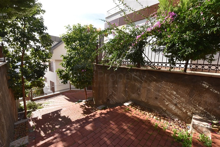 Пентхаус с потрясающим видом в центре Алании