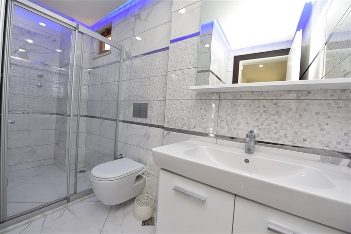 Пентхаус с потрясающим видом в центре Алании