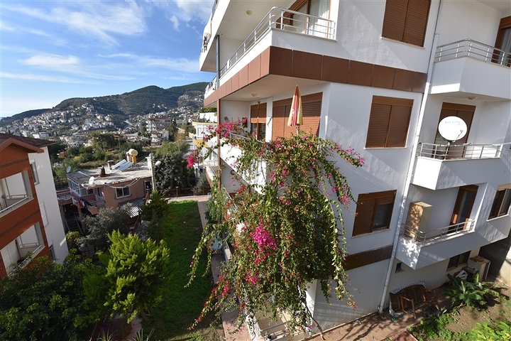 Пентхаус с потрясающим видом в центре Алании