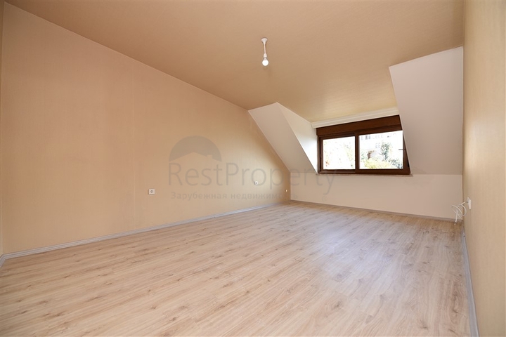 Пентхаус с потрясающим видом в центре Алании