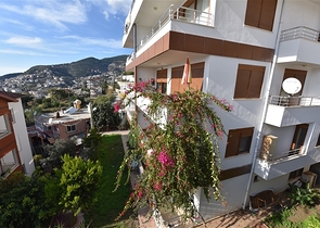 Пентхаус с потрясающим видом в центре Алании