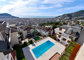 Пентхаус с потрясающим видом в центре Алании