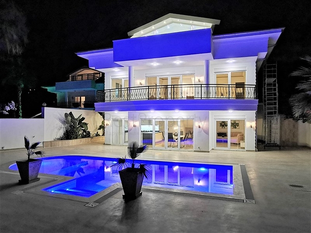 Меблированная вилла с завораживающим видом в Каргыджаке