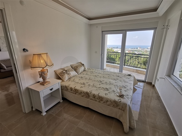 Меблированная вилла с завораживающим видом в Каргыджаке