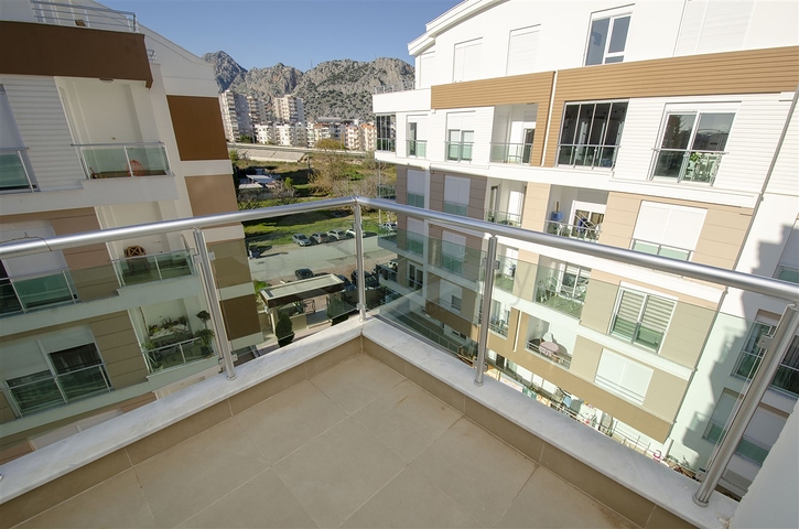 Квартиры с 3 спальнями в комплексе рядом с Боачай рекой