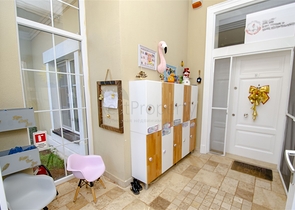 Вилла 5+1 с отдельным садом в комплексе Дошемеальты Анталья