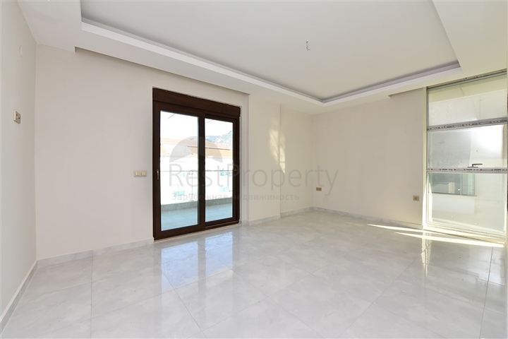 Пентхаус планировки 6+1 с прямым видом на море в Кестеле