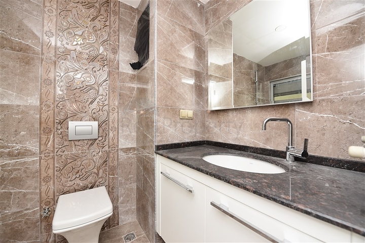 Пентхаус планировки 6+1 с прямым видом на море в Кестеле