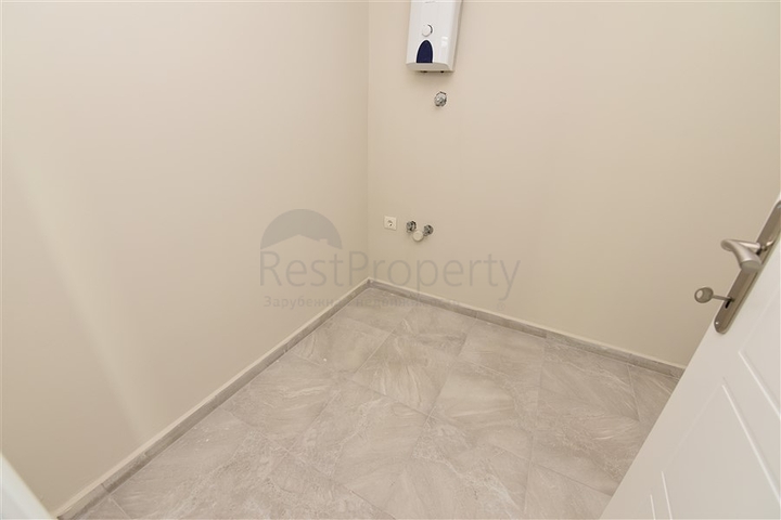 Пентхаус планировки 6+1 с прямым видом на море в Кестеле