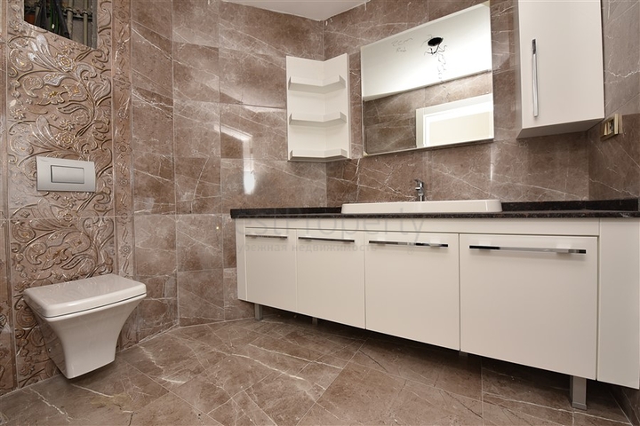 Пентхаус планировки 6+1 с прямым видом на море в Кестеле