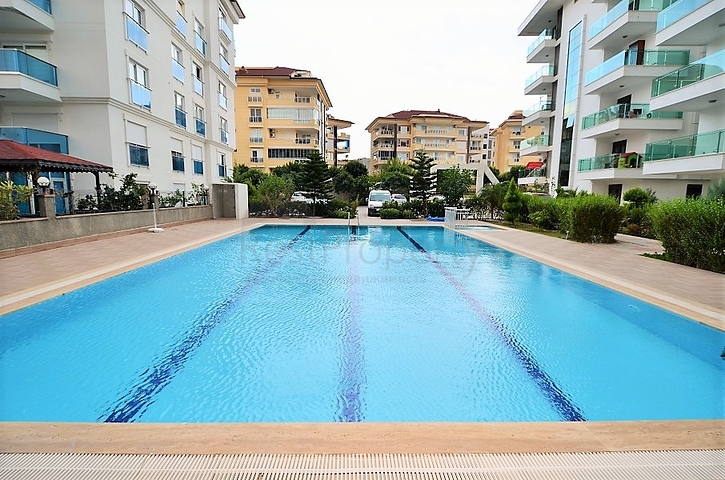 Пентхаус планировки 6+1 с прямым видом на море в Кестеле