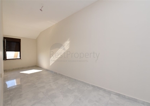 Пентхаус планировки 6+1 с прямым видом на море в Кестеле