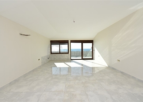 Пентхаус планировки 6+1 с прямым видом на море в Кестеле