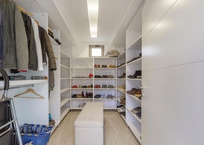 Вилла в новом комплексе с видом на историческую крепость