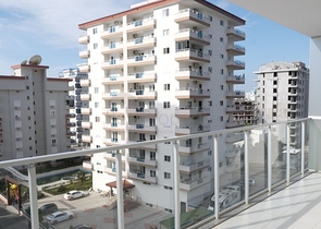 Трехкомнатная квартира с мебелью в Махмутларе