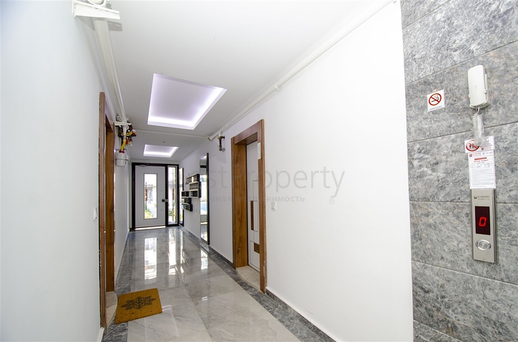 Трехкомнатная квартира в микрорайоне Хурма Коньяалты