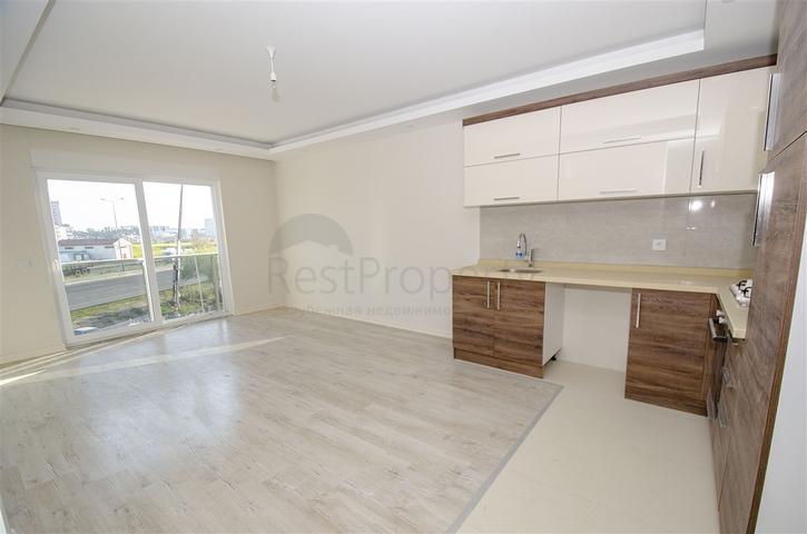 Трехкомнатная квартира в микрорайоне Хурма Коньяалты