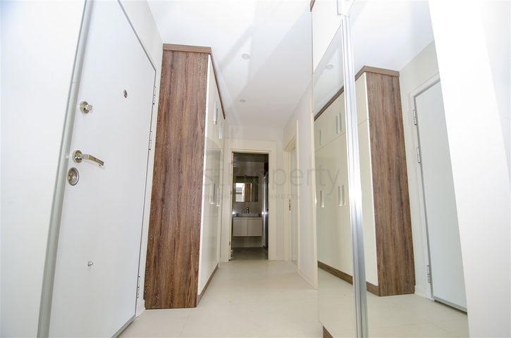 Трехкомнатная квартира в микрорайоне Хурма Коньяалты