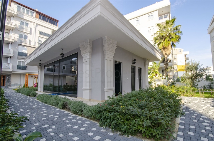 Трехкомнатная квартира в микрорайоне Хурма Коньяалты