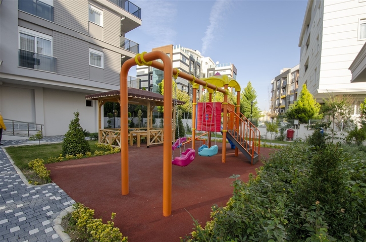 Трехкомнатная квартира в микрорайоне Хурма Коньяалты