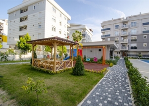 Трехкомнатная квартира в микрорайоне Хурма Коньяалты