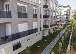 Трехкомнатная квартира в микрорайоне Хурма Коньяалты