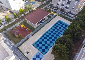 Трехкомнатная квартира в микрорайоне Хурма Коньяалты