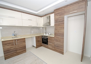 Трехкомнатная квартира в микрорайоне Хурма Коньяалты