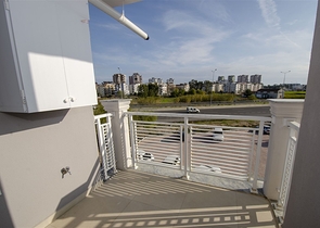 Трехкомнатная квартира в микрорайоне Хурма Коньяалты