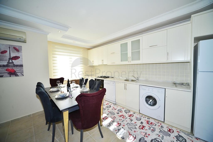 Трехкомнатная квартира с мебелью в Махмутларе	