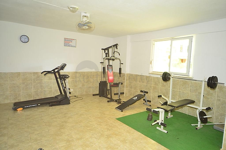 Трехкомнатная квартира с мебелью в Махмутларе	