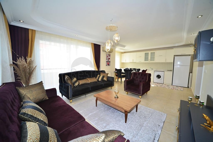 Трехкомнатная квартира с мебелью в Махмутларе	