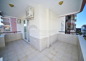 Трехкомнатная квартира с мебелью в Махмутларе	