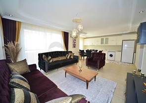 Трехкомнатная квартира с мебелью в Махмутларе	