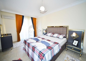 Трехкомнатная квартира с мебелью в Махмутларе	