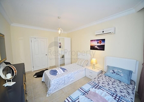 Трехкомнатная квартира с мебелью в Махмутларе	