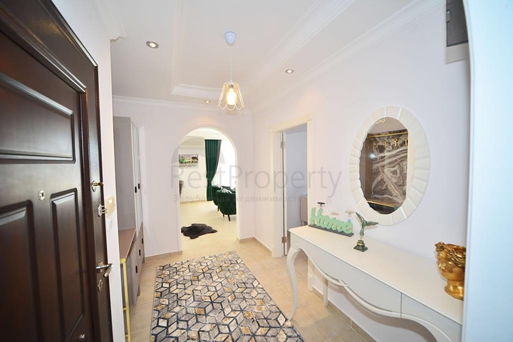 Меблированная квартира с двумя спальнями