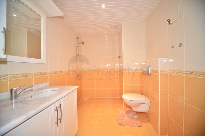 Меблированная квартира с двумя спальнями