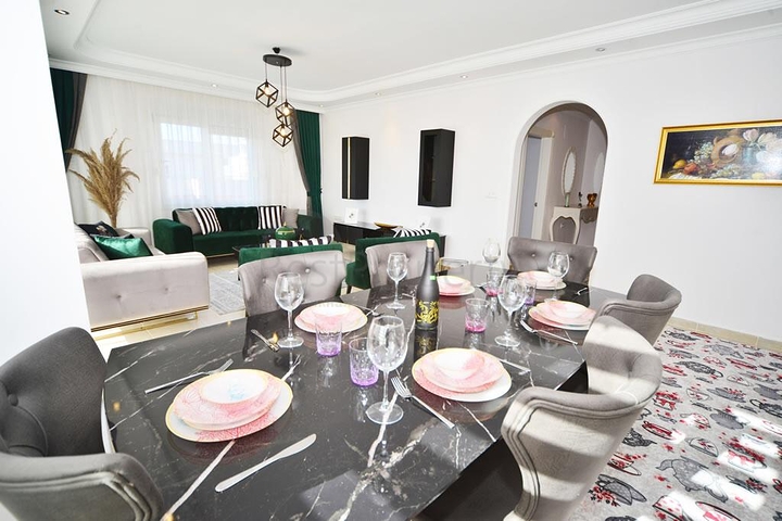 Меблированная квартира с двумя спальнями