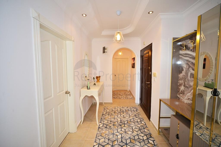 Меблированная квартира с двумя спальнями