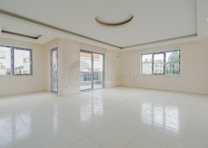 Квартиры и пентхаусы в новом жилом комплексе