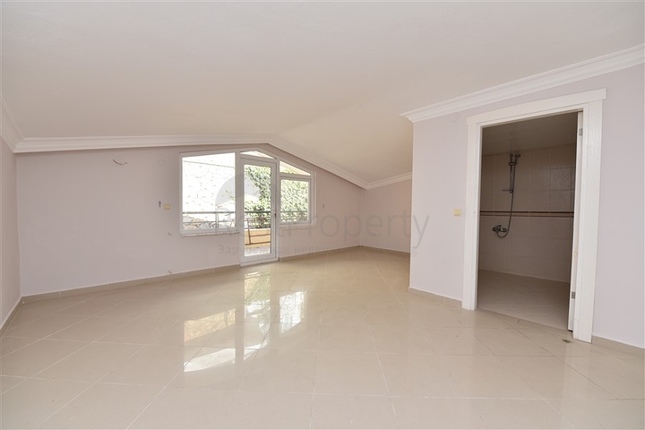 Пентхаус планировки 3+1 с видом на крепость