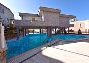 Пентхаус планировки 3+1 с видом на крепость