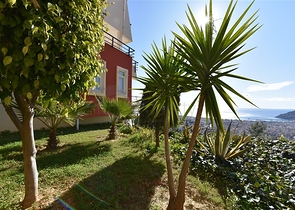 Пентхаус планировки 3+1 с видом на крепость