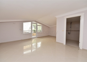 Пентхаус планировки 3+1 с видом на крепость