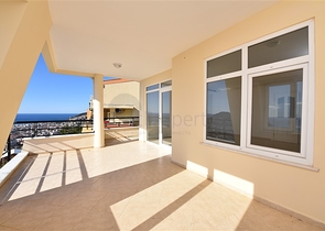 Пентхаус планировки 3+1 с видом на крепость