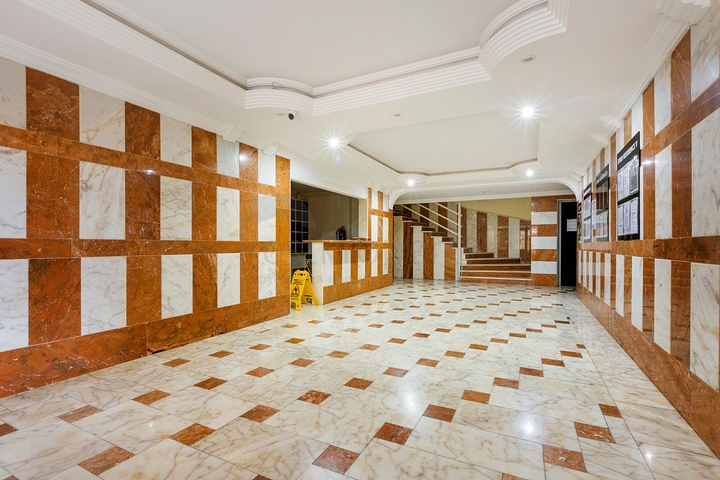 Меблированная квартира в комплексе на первой линии