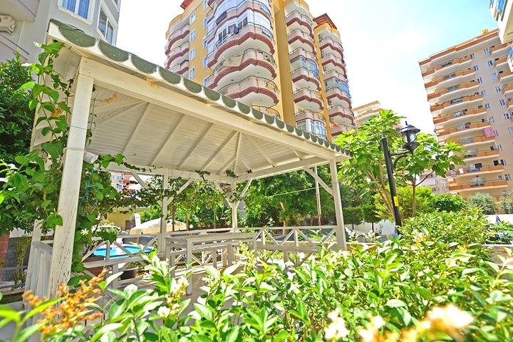 Двухкомнатная квартира с мебелью в Махмутларе