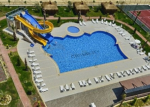 Двухкомнатная квартира в современном комплексе в Авсалларе